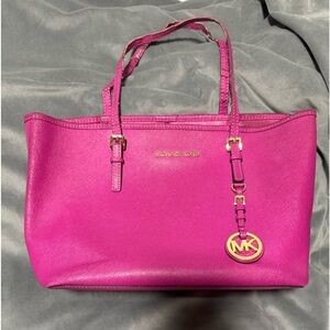 Michael Kors purse